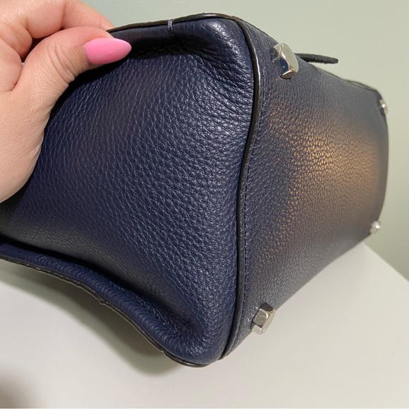 ❌SOLD❌Rebecca Minkoff Regan Satchel - Picture 4 of 16